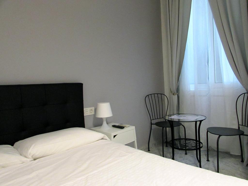 Pensio Cerdanya Hotel Barcelona Cameră foto