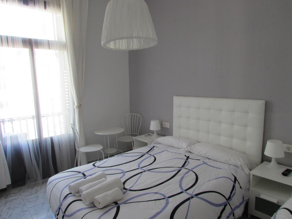 Pensio Cerdanya Hotel Barcelona Cameră foto